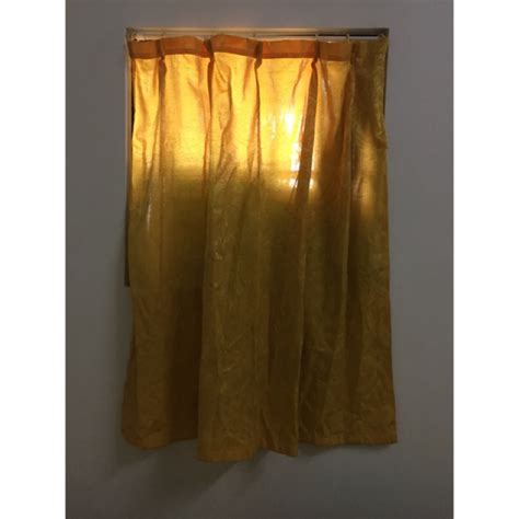 金色窗簾 二手抽風機